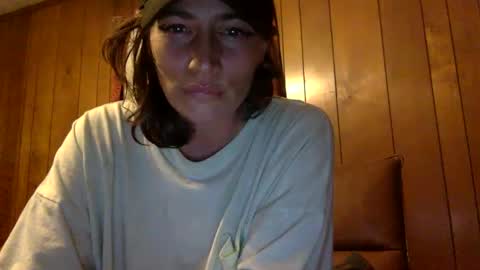 ariel  colin when hes here online show from October 8, 2025, 1:25 am