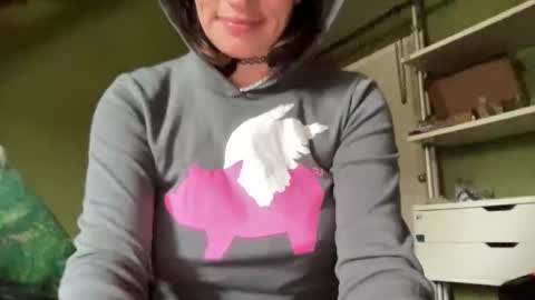 ariel  colin when hes here online show from January 5, 2026, 7:28 pm