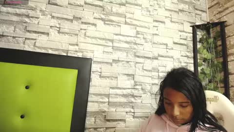  ARIETTA  online show from March 1, 2025, 6:43 pm