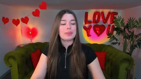 Snapshot of arigraynor chatting on February 27, 2025, 6:20 pm Ari online show from February 27, 2025, 6:20 pm