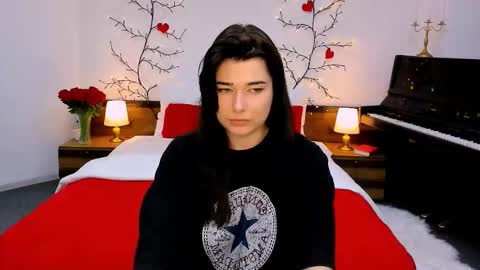 Ari online show from October 9, 2025, 9:18 am