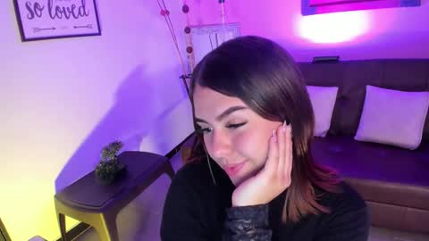  Arianna  online show from October 16, 2025, 1:12 pm