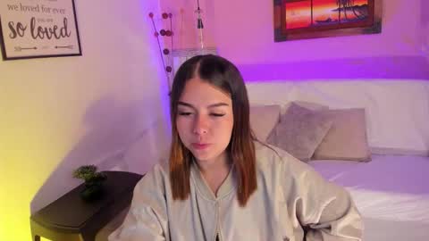  Arianna  online show from October 19, 2025, 3:45 pm