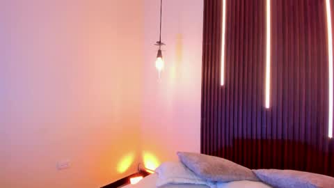  Arianna  online show from April 4, 2026, 3:53 pm