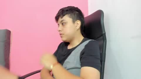 Aria  Cholee online show from April 6, 2026, 1:56 pm