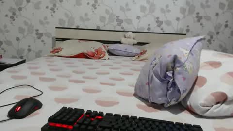 Arina online show from December 17, 2025, 9:21 pm