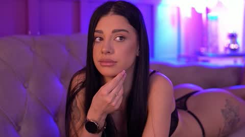 Arina online show from September 30, 2025, 5:29 pm