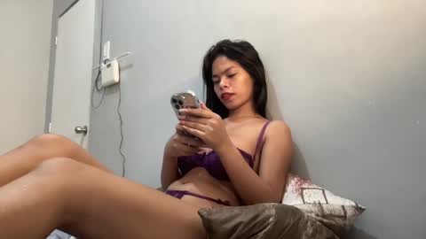 Snapshot of arisensual chatting on February 11, 2025, 9:35 pm Ari online show from February 11, 2025, 9:35 pm
