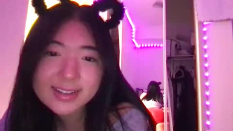 Aristan Belle online show from November 1, 2025, 2:24 am