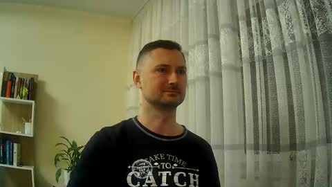 Aristocratu online show from April 9, 2026, 2:33 am