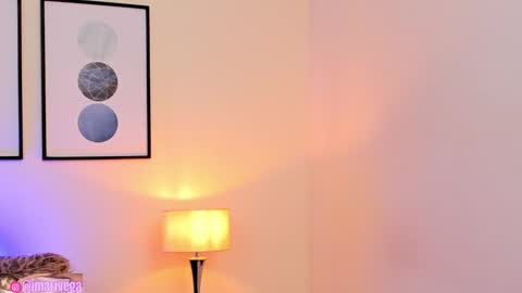   Nice to meet you  thumb up me please its important I  LOOK MY BIO DOWN online show from January 21, 2025, 6:00 am