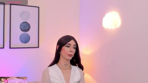   Nice to meet you  thumb up me please its important I  LOOK MY BIO DOWN online show from September 20, 2025, 7:42 am