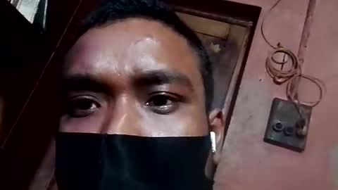 ariyan75212 online show from November 17, 2025, 8:58 pm