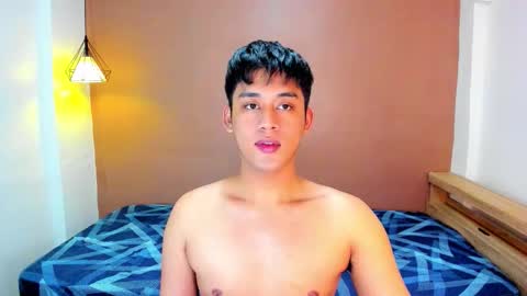 Snapshot of arlo_milas chatting on February 25, 2026, 8:35 am Arlo Milasss online show from February 25, 2026, 8:35 am