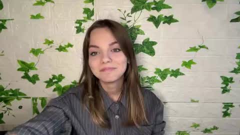 Lisa online show from June 27, 2026, 2:12 pm