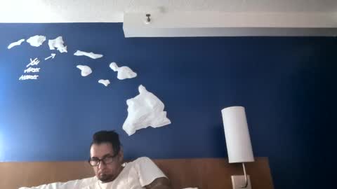 Snapshot of armstrong1718 chatting on October 13, 2025, 7:25 pm armstrong1718 online show from October 13, 2025, 7:25 pm