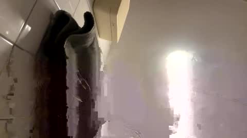 armyskater32 online show from January 6, 2026, 9:50 pm