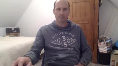 Snapshot of arnaud502700 chatting on March 9, 2025, 10:52 pm arnaud502700 online show from March 9, 2025, 10:52 pm