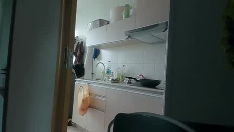 Snapshot of arni_strong chatting on December 5, 2024, 3:48 am ARNI STRONG online show from December 5, 2024, 3:48 am