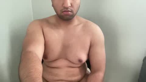 arnicbod online show from March 18, 2026, 10:35 pm