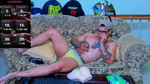 arnold sexy hot98 online show from October 7, 2025, 5:26 am