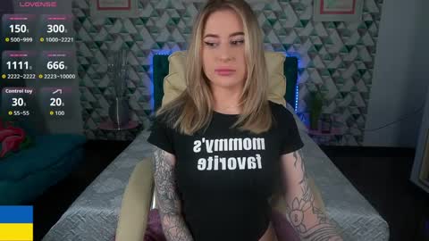 AROLINA online show from April 2, 2026, 10:40 pm