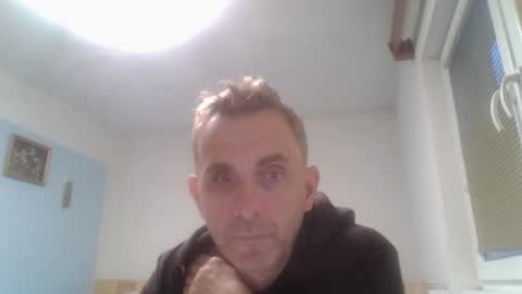 aromannn online show from November 9, 2025, 2:59 pm