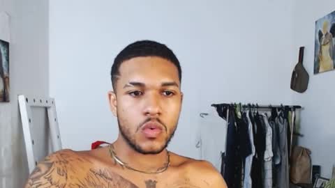 Snapshot of aron_7 chatting on January 27, 2025, 3:37 am aron_7 online show from January 27, 2025, 3:37 am