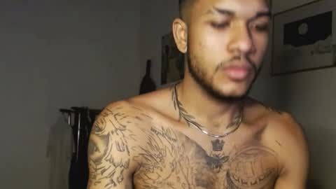 Snapshot of aron_7 chatting on February 3, 2025, 5:40 am aron_7 online show from February 3, 2025, 5:40 am