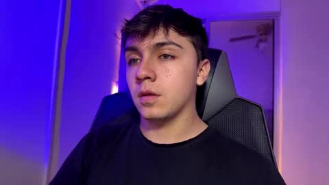 aron__cooper online show from October 6, 2025, 11:46 pm