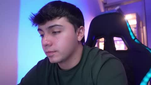 aron__cooper online show from March 19, 2026, 12:14 am