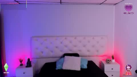 Aron cruz  online show from October 17, 2025, 1:25 pm