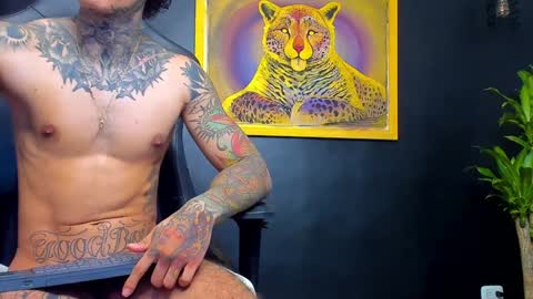 Snapshot of aron_ford chatting on January 30, 2025, 12:18 am Aron ford online show from January 30, 2025, 12:18 am