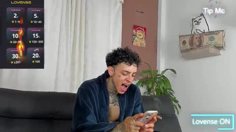 Aron ford online show from October 22, 2025, 11:43 am