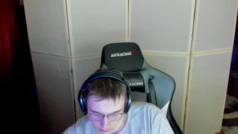 biggest penis  online show from December 2, 2024, 9:50 pm