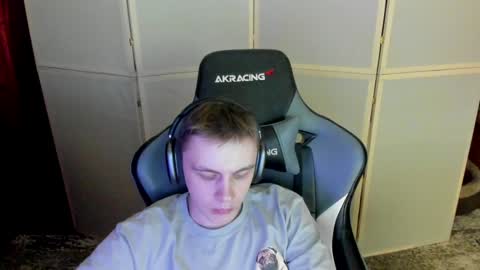 biggest penis  online show from December 4, 2024, 4:27 pm