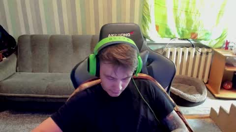 biggest penis  online show from September 30, 2025, 9:25 am