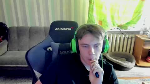 biggest penis  online show from October 7, 2025, 8:33 am