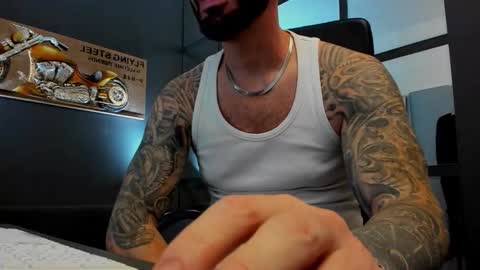 AronGrant online show from October 25, 2025, 8:55 am