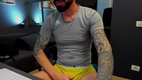 AronGrant online show from February 6, 2026, 9:45 am