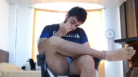 aronmiller online show from February 7, 2025, 1:01 pm