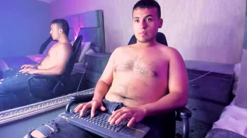 AronOlsen online show from February 20, 2026, 8:20 pm