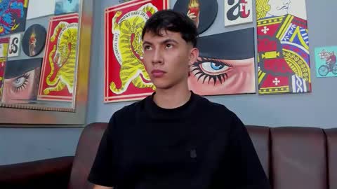 Arontawers online show from April 11, 2026, 7:07 pm