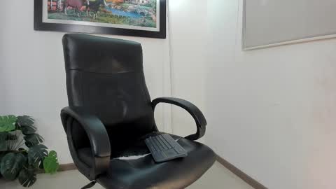   online show from February 24, 2025, 11:52 pm