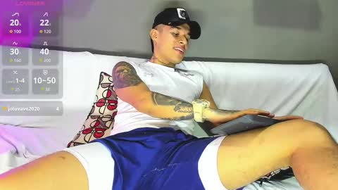 Snapshot of aroon_fit chatting on February 26, 2026, 10:42 pm AROON HOT online show from February 26, 2026, 10:42 pm