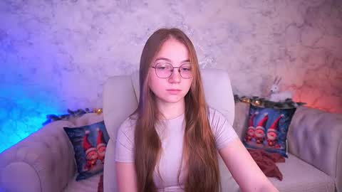 arrinawair online show from December 22, 2025, 8:44 am