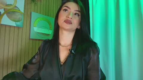    online show from November 5, 2025, 7:03 pm