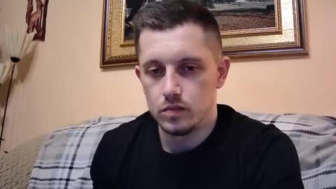 arromwilliam90 online show from April 18, 2026, 10:54 pm