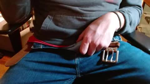 arrrr3 online show from January 5, 2025, 4:04 am