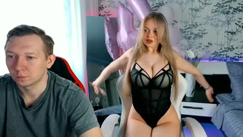 art_cam_ online show from April 10, 2026, 8:30 am